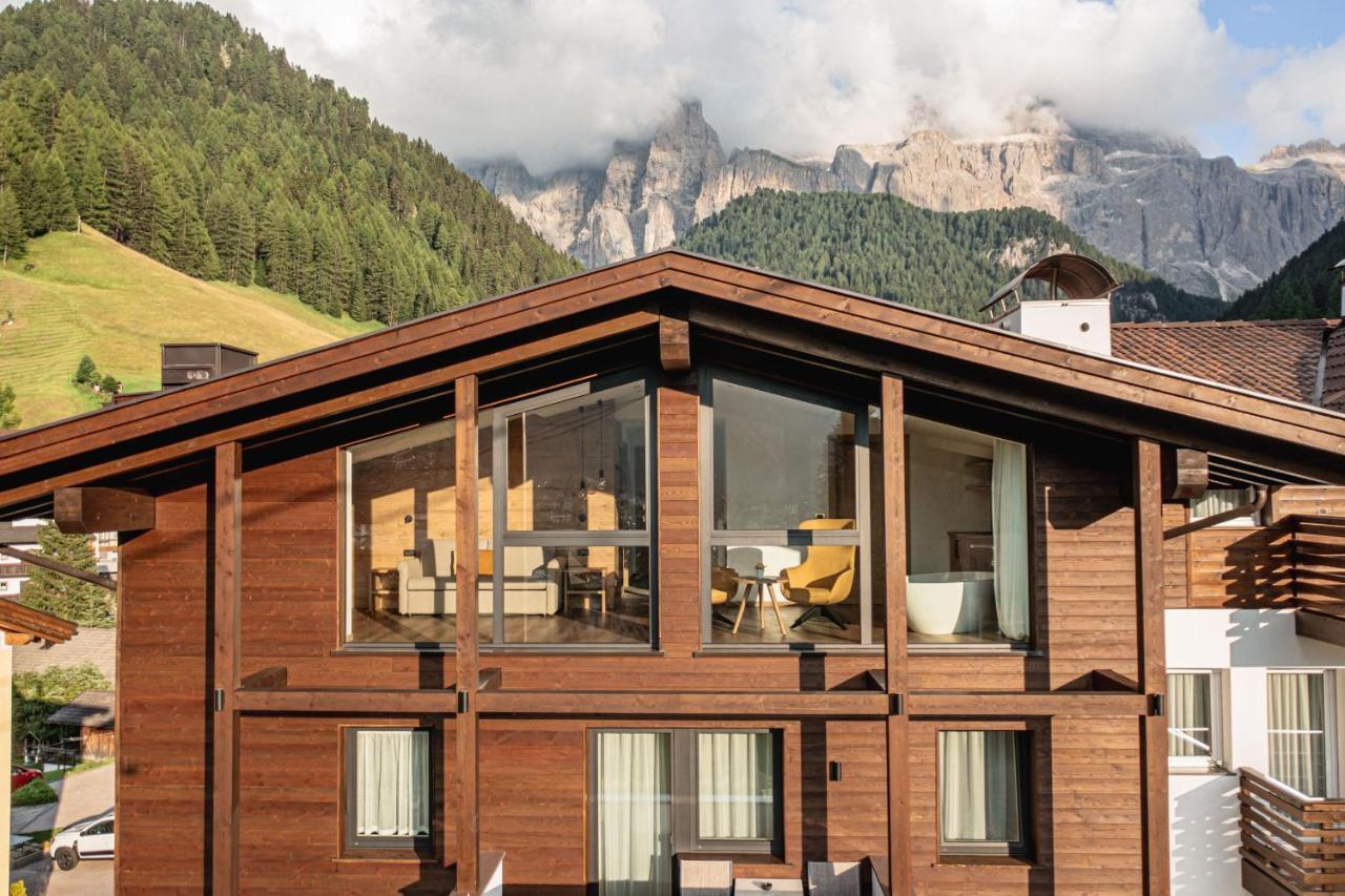 Garni Hotel Miara - Your Dolomites Home Selva di Val Gardena Exterior photo